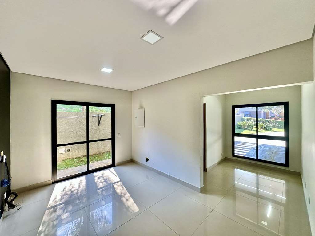Casa moderna com 4 suítes na Granja Viana, foto 18 de 52
