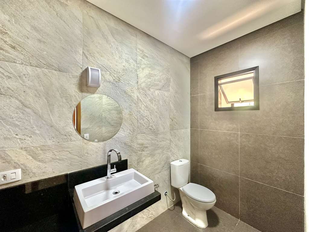 Casa moderna com 4 suítes na Granja Viana, foto 22 de 52
