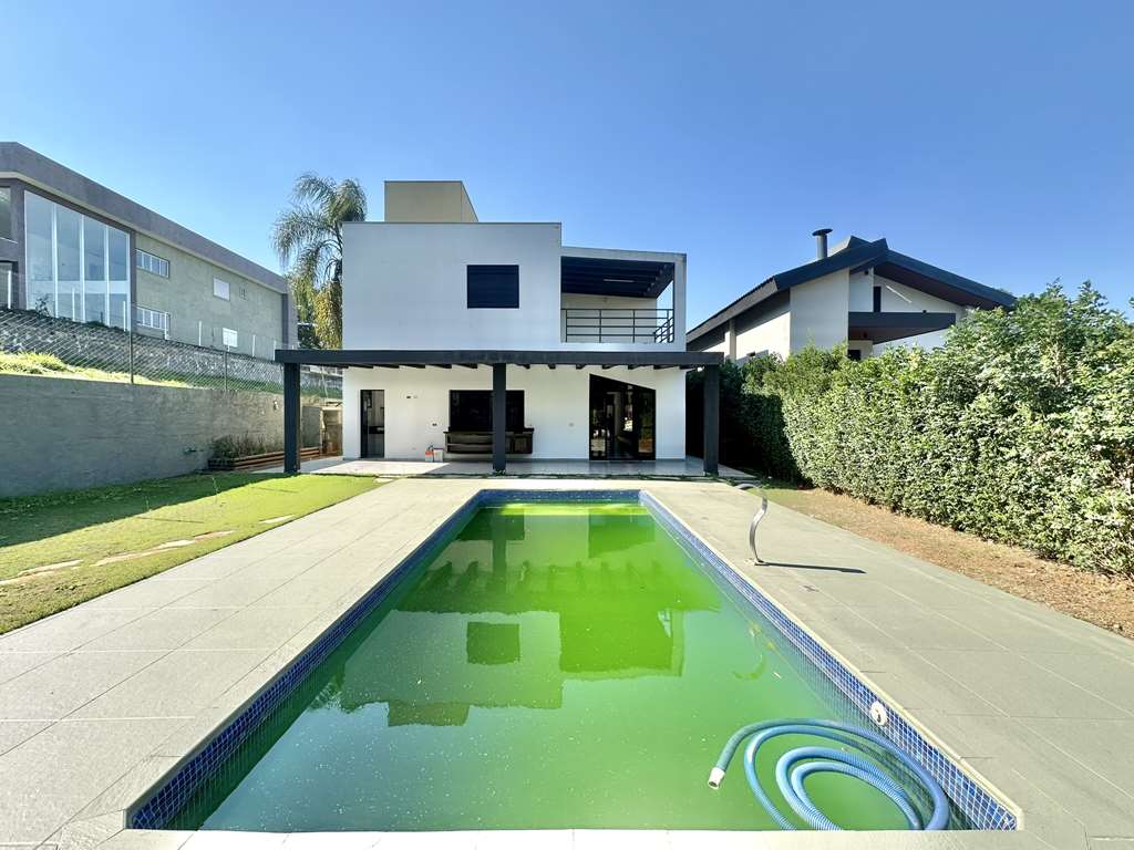 Casa moderna com 4 suítes na Granja Viana, foto 30 de 52