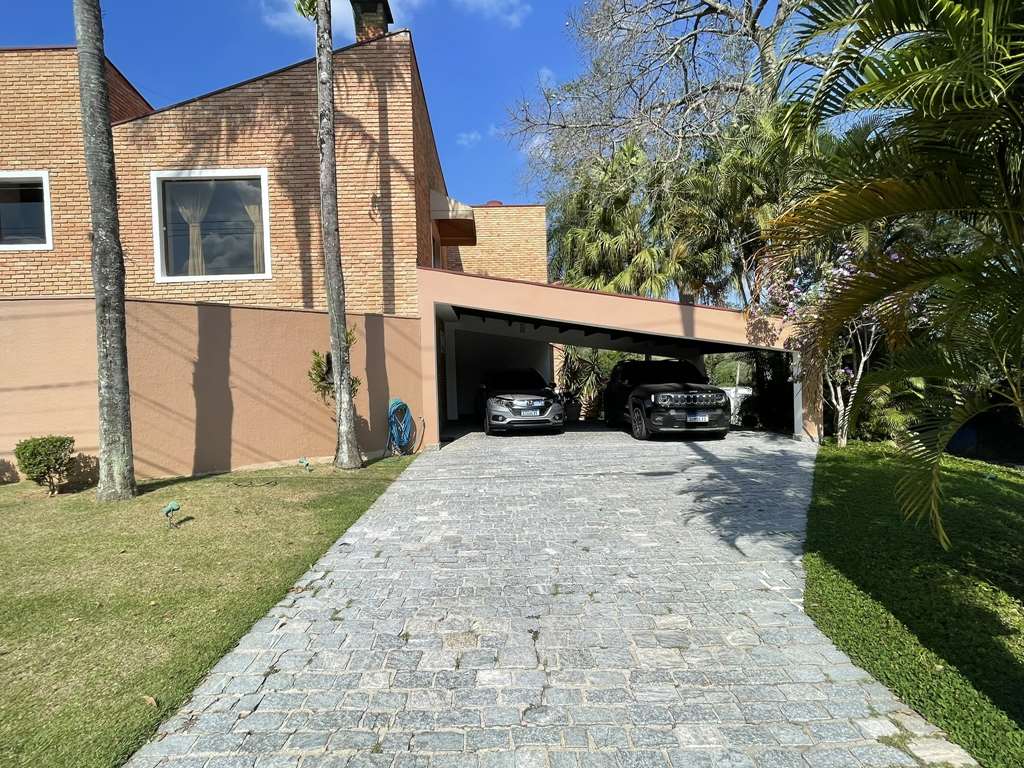 Ótima casa com 4 suítes na Granja Viana, foto 4 de 52