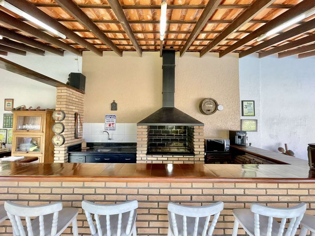 Ótima casa com 4 suítes na Granja Viana, foto 24 de 52