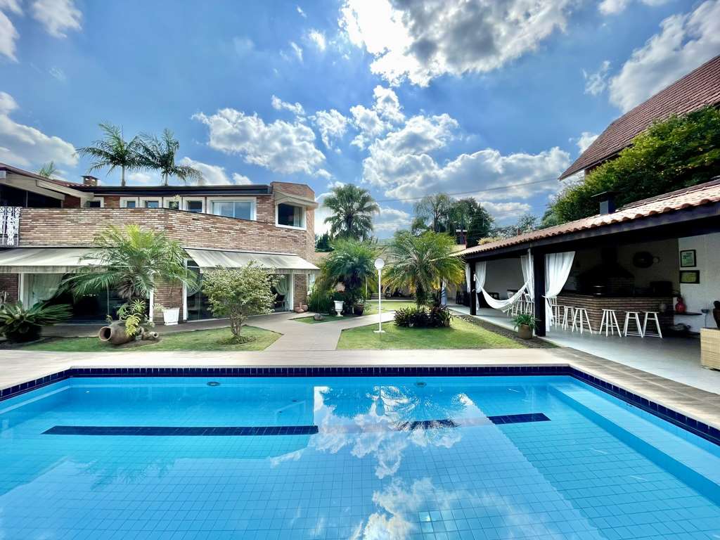 Ótima casa com 4 suítes na Granja Viana, foto 26 de 52