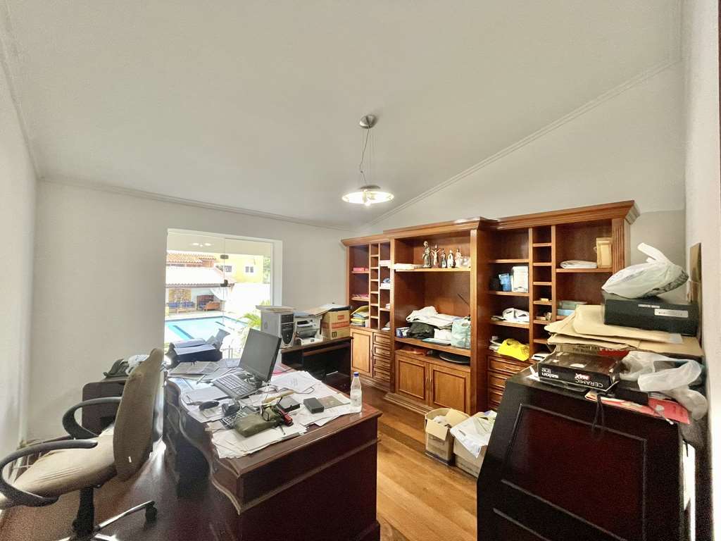 Ótima casa com 4 suítes na Granja Viana, foto 36 de 52