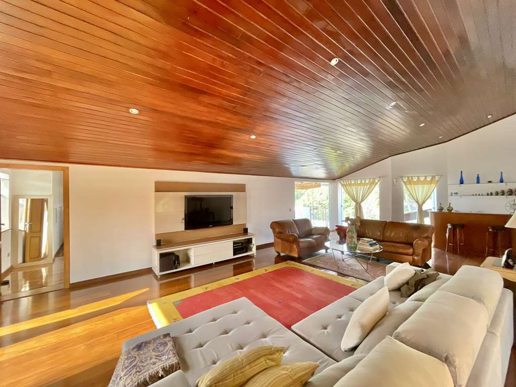 Ótima casa com 4 suítes na Granja Viana, foto 43 de 52
