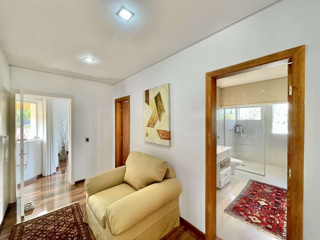 Ótima casa com 4 suítes na Granja Viana, foto 45 de 52