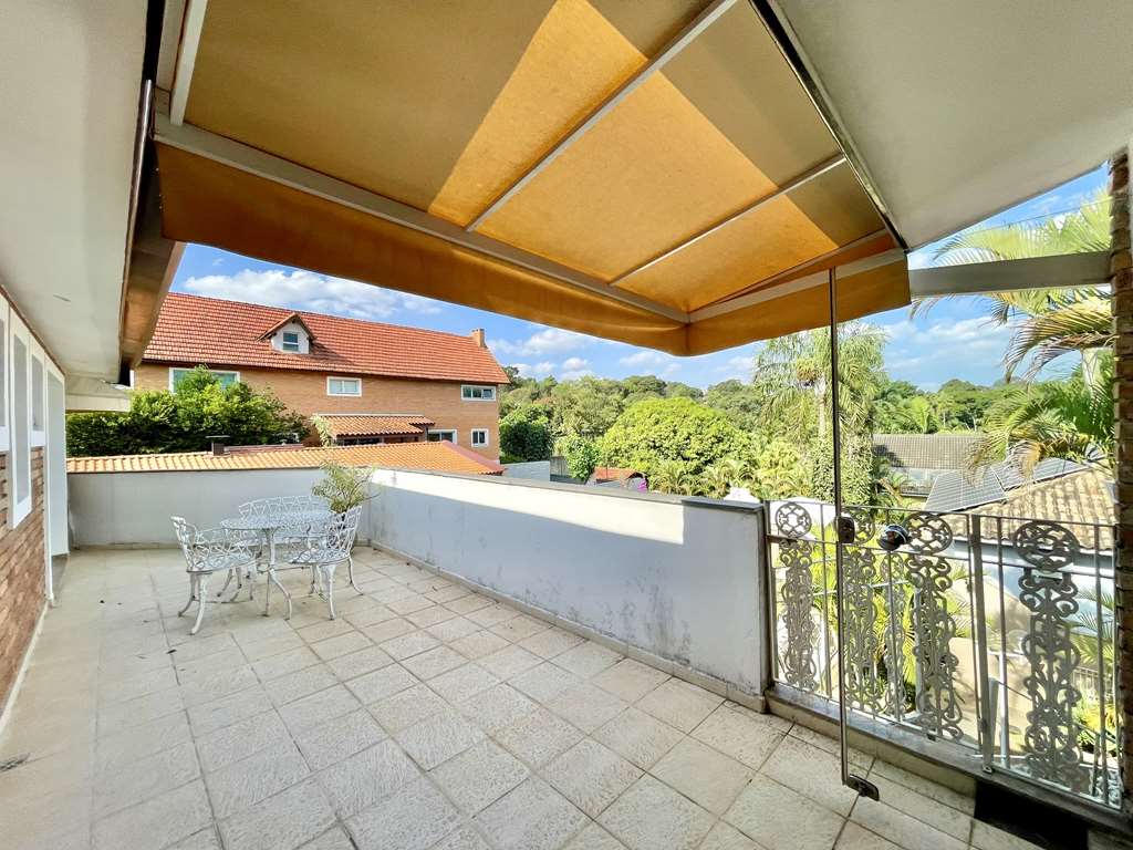 Ótima casa com 4 suítes na Granja Viana, foto 48 de 52