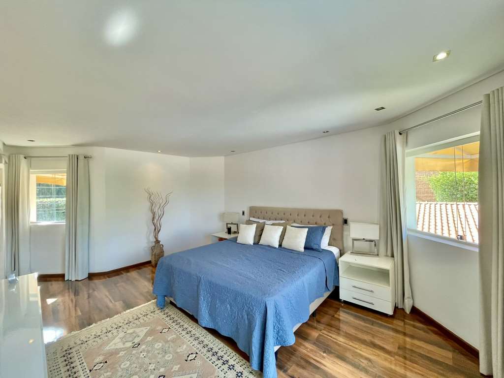 Ótima casa com 4 suítes na Granja Viana, foto 50 de 52