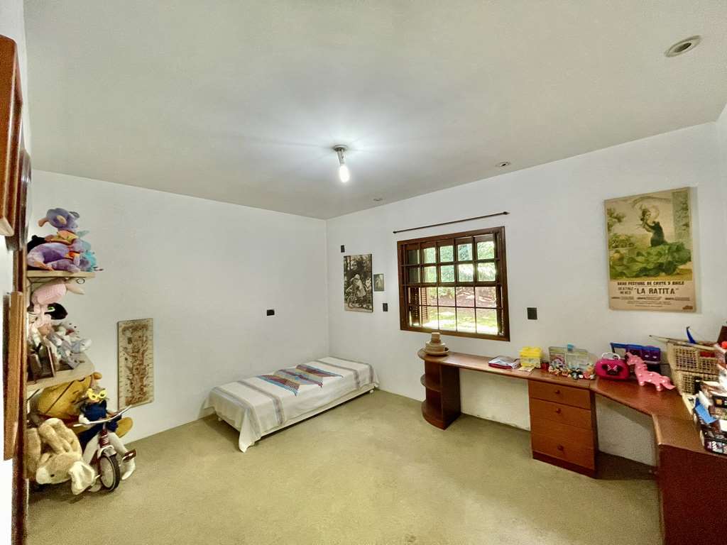 Linda casa com 5 suítes no miolo da Granja Viana, foto 37 de 53