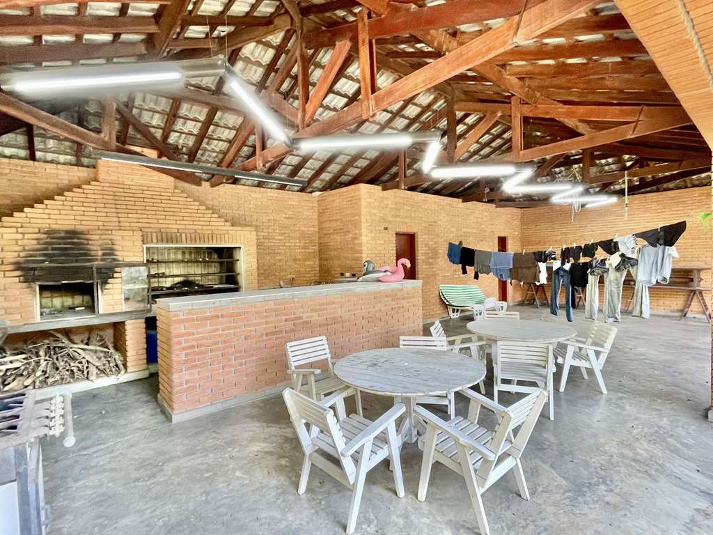 Linda casa com 5 suítes no miolo da Granja Viana, foto 51 de 53