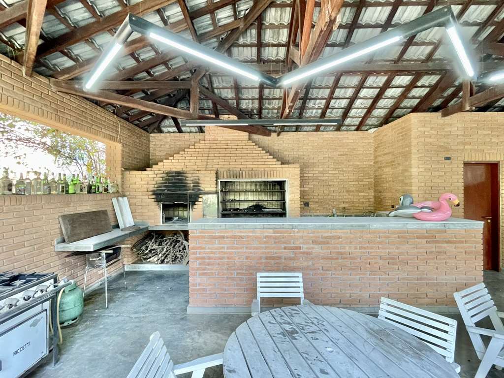 Linda casa com 5 suítes no miolo da Granja Viana, foto 53 de 53