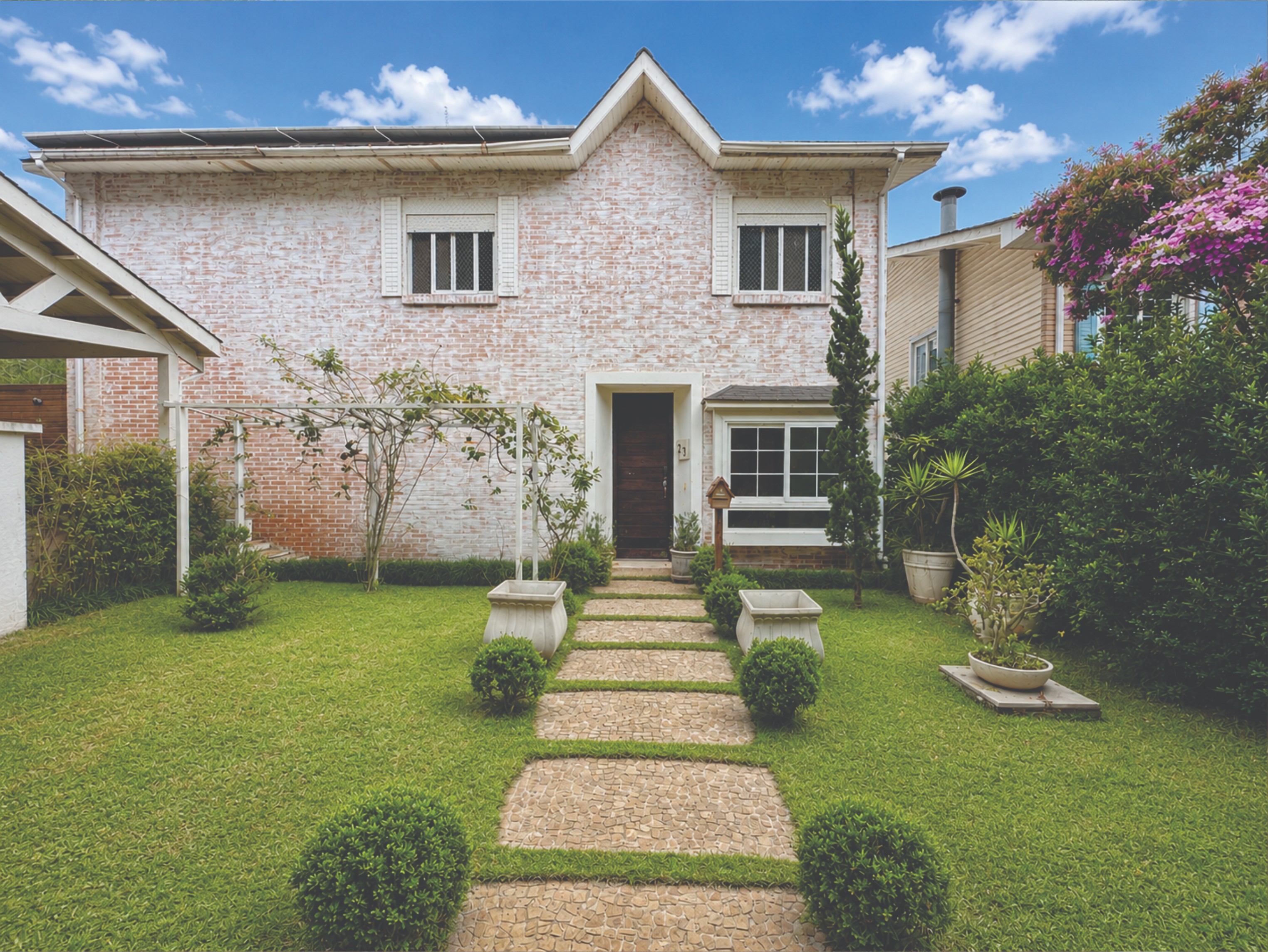 Casa com 4 suítes na Granja Viana, foto 3 de 49