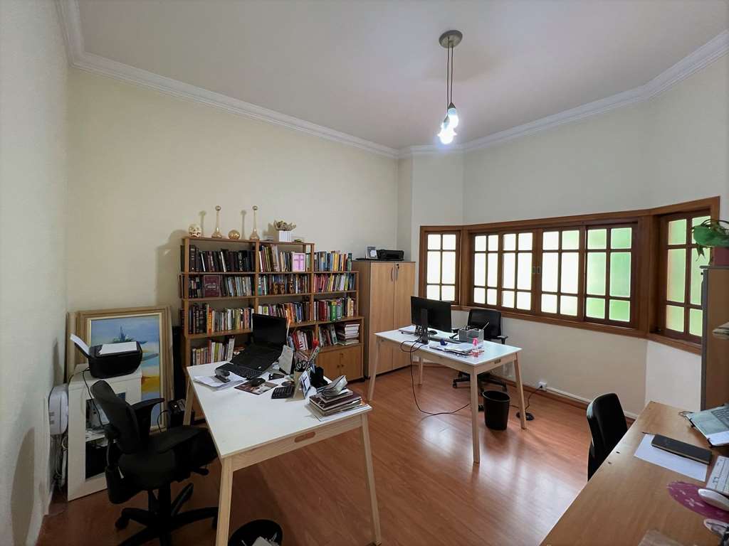 Casa impecável com 4 dormitórios na Granja Viana, foto 22 de 48