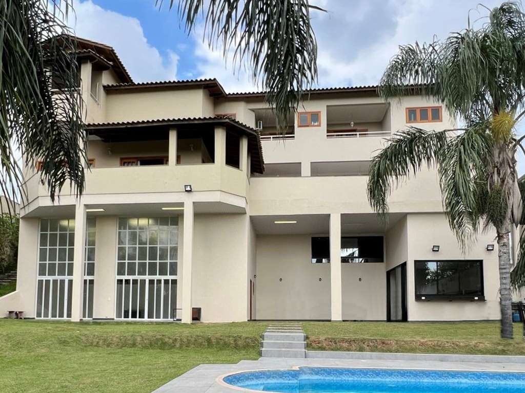 Casa impecável com 4 dormitórios na Granja Viana, foto 30 de 48