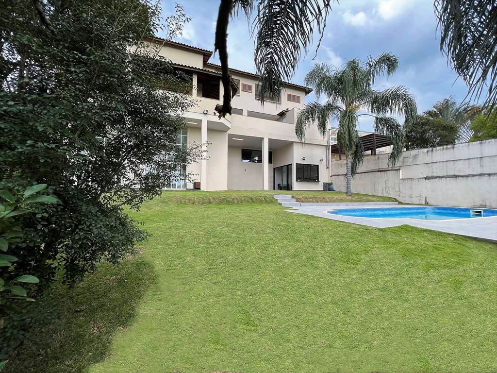 Casa impecável com 4 dormitórios na Granja Viana, foto 36 de 48