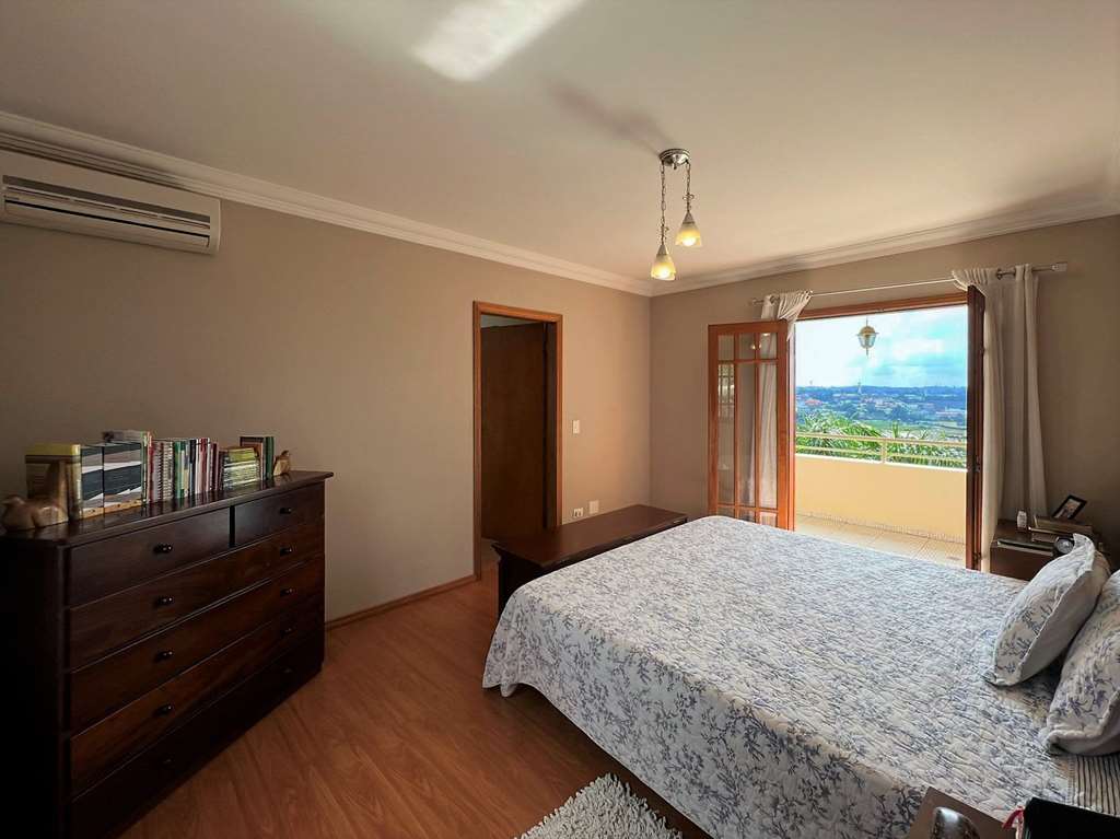 Casa impecável com 4 dormitórios na Granja Viana, foto 37 de 48