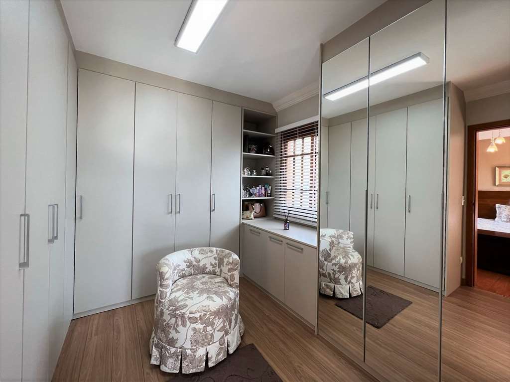 Casa impecável com 4 dormitórios na Granja Viana, foto 41 de 48