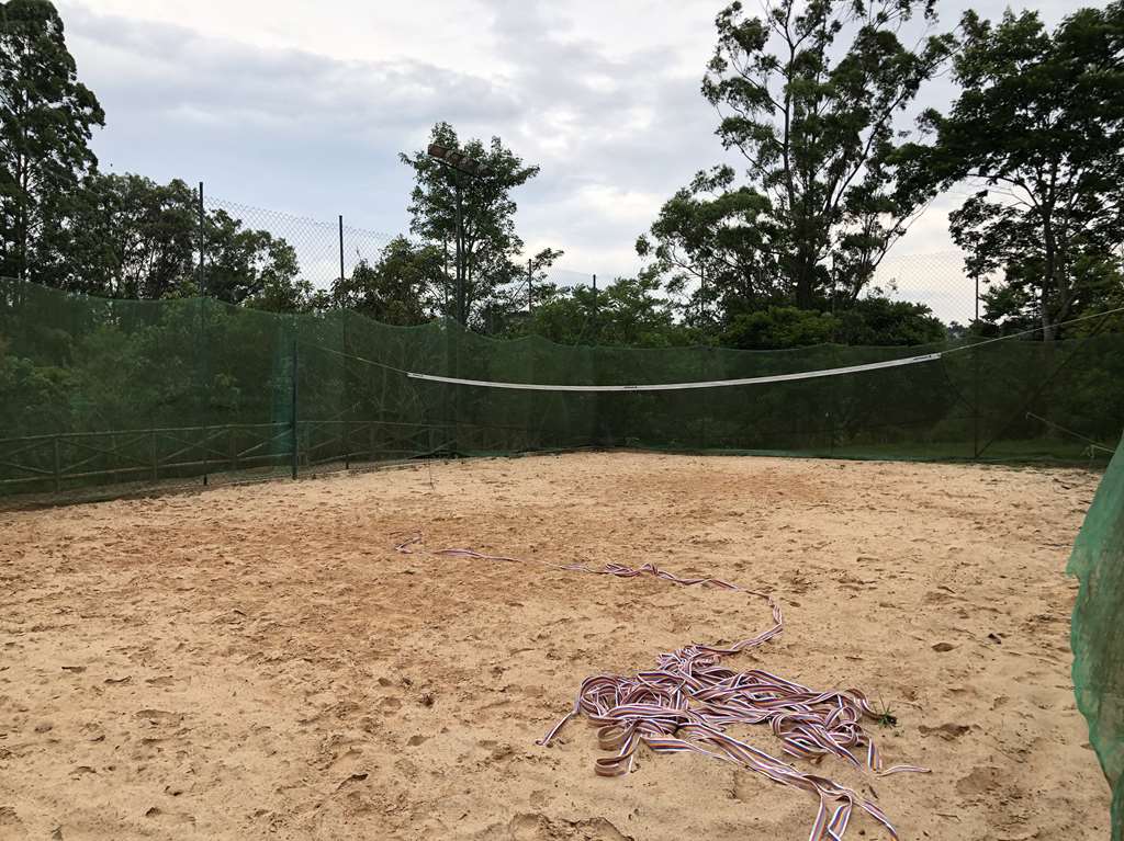 Casa com 4 dormitórios na Granja Viana / 322m², foto 7 de 52