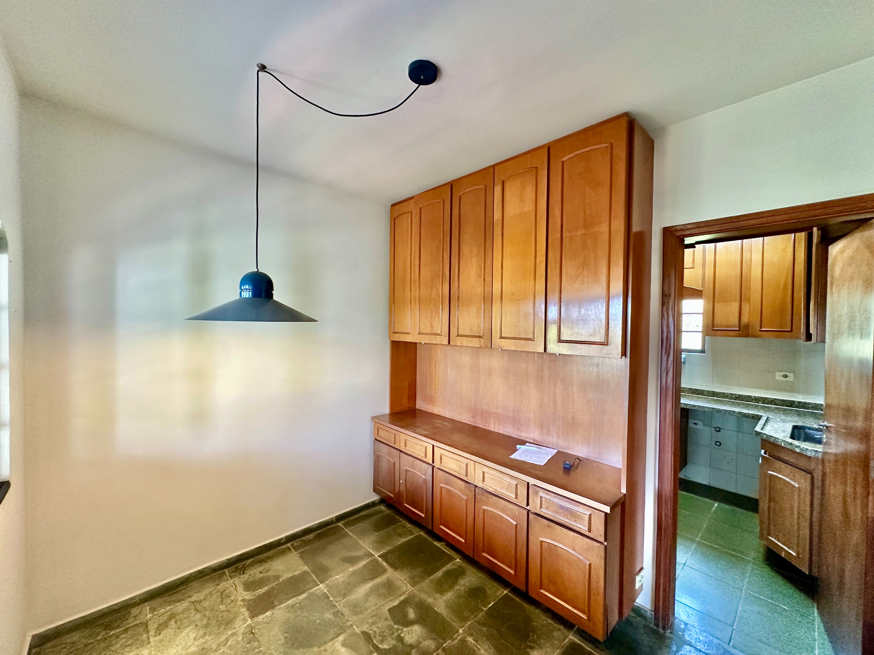 Casa com 4 dormitórios na Granja Viana / 322m², foto 21 de 52