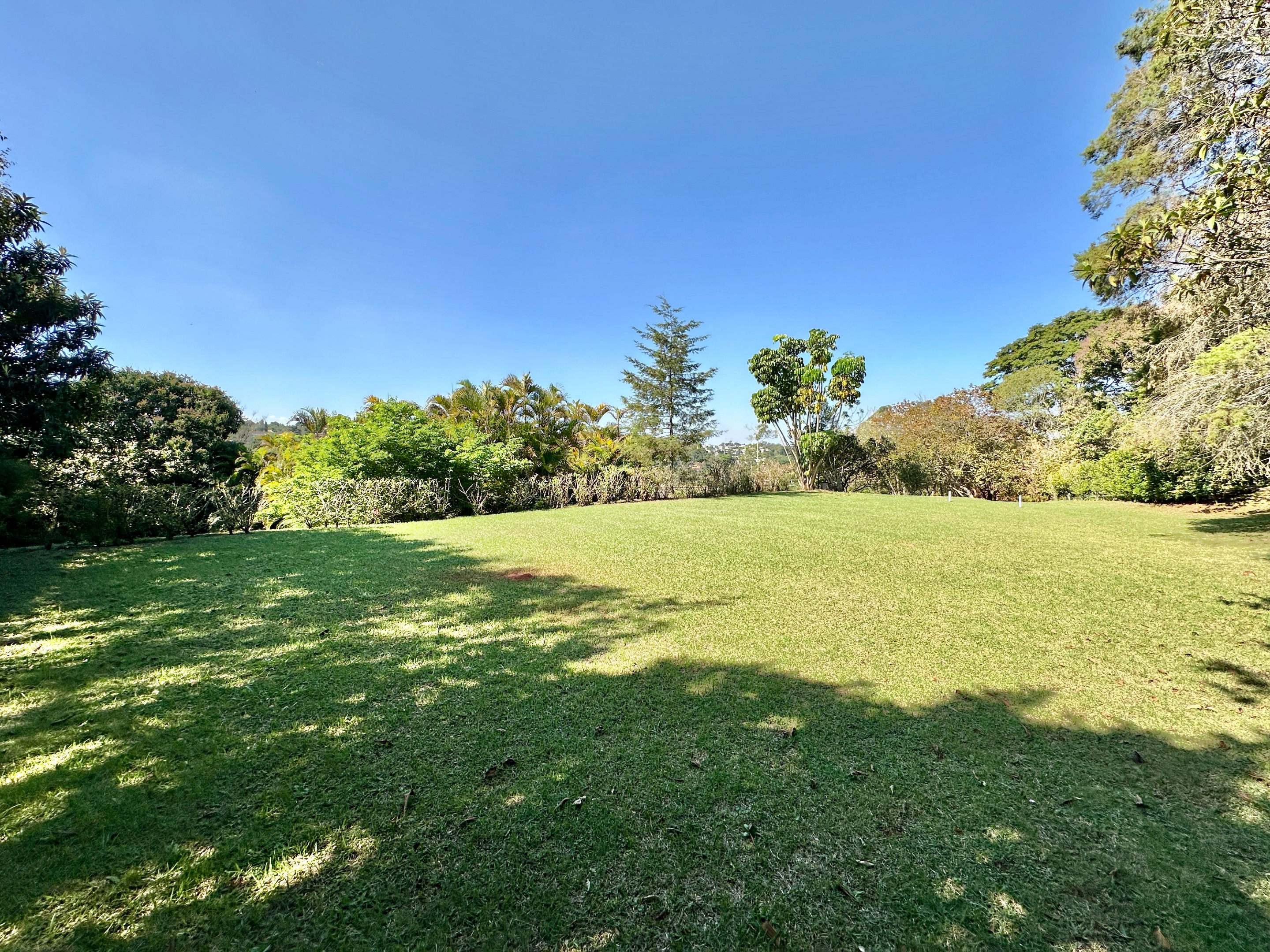 Casa com 4 dormitórios na Granja Viana / 322m², foto 44 de 52