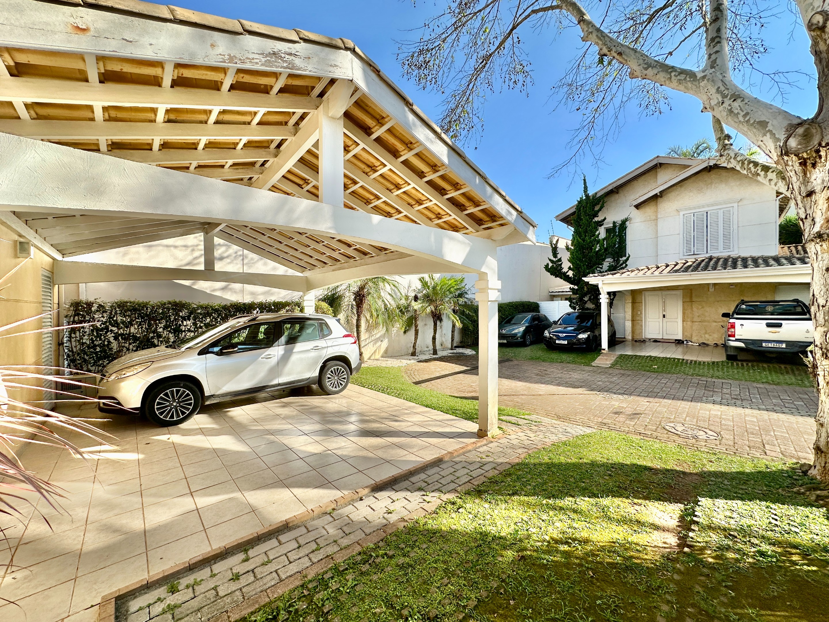 Casa Impecável na Granja Viana com 4 dormitórios / sendo 2 suítes, foto 22 de 51