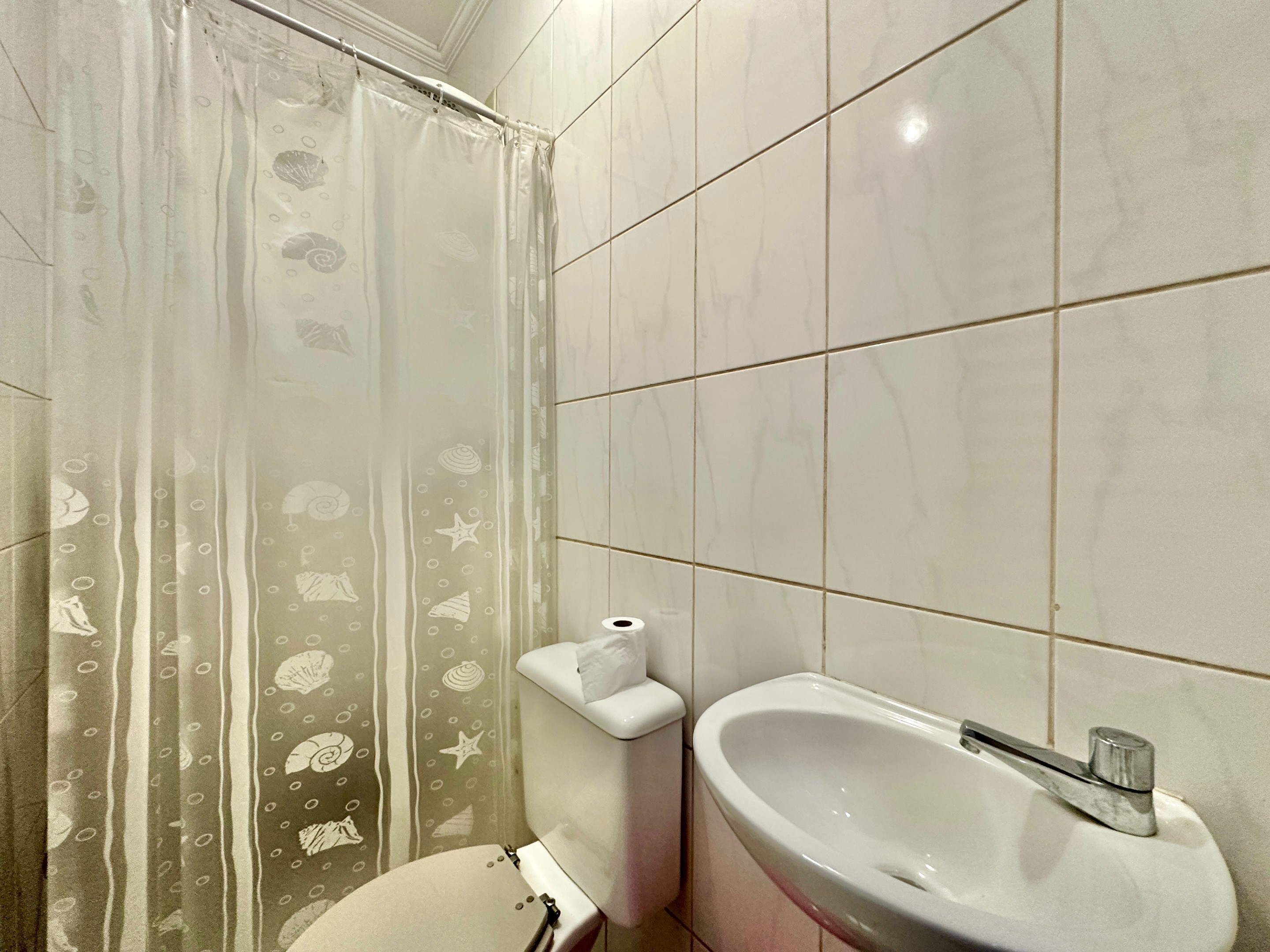 Casa Impecável na Granja Viana com 4 dormitórios / sendo 2 suítes, foto 25 de 51