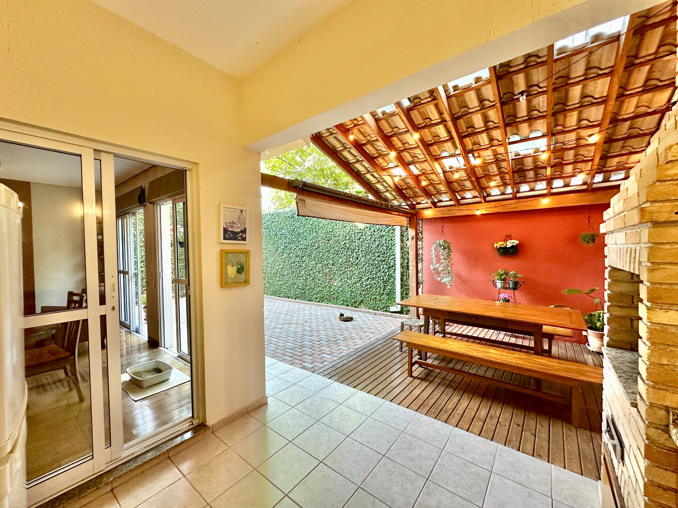 Casa Impecável na Granja Viana com 4 dormitórios / sendo 2 suítes, foto 34 de 51
