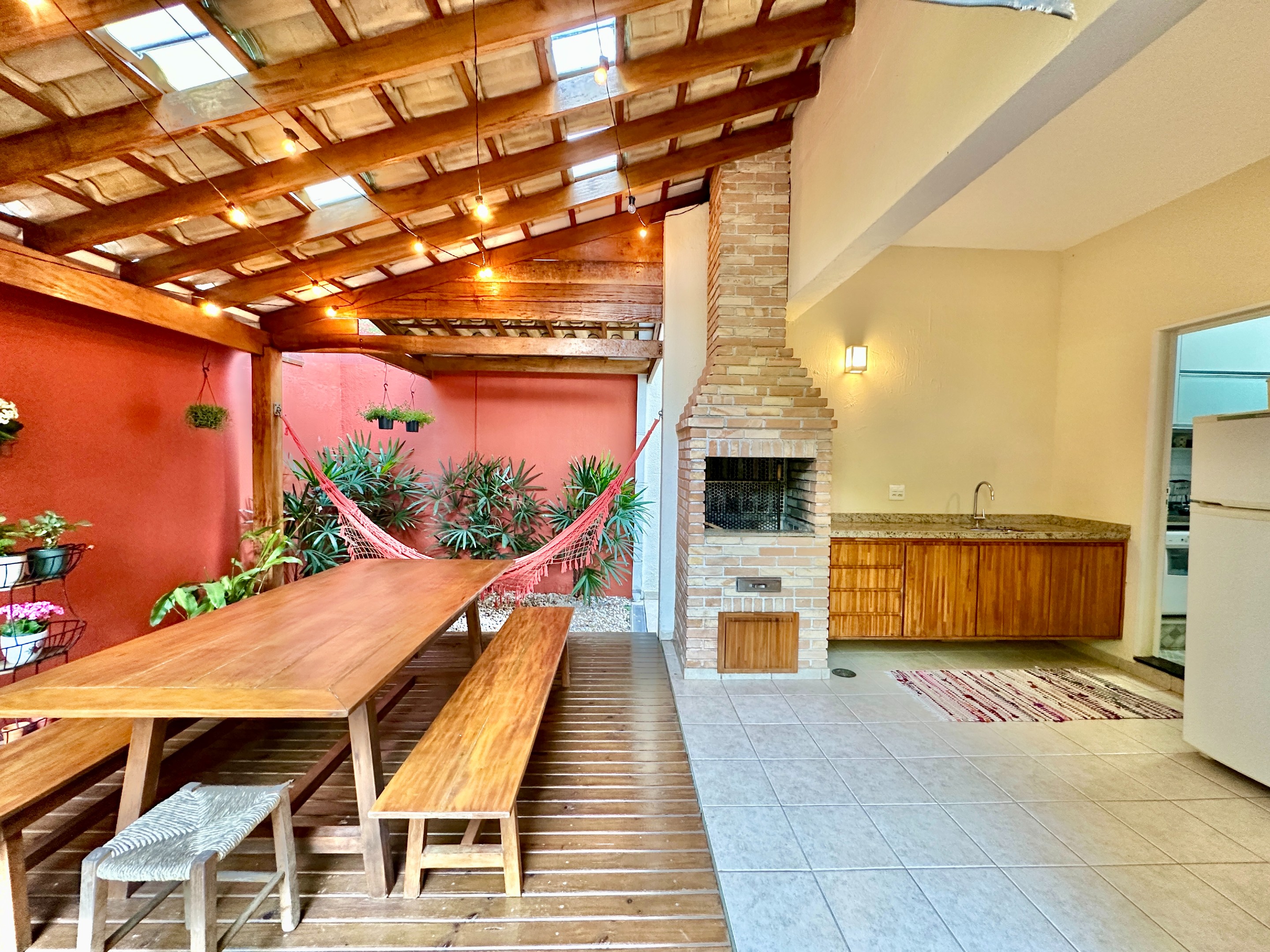 Casa Impecável na Granja Viana com 4 dormitórios / sendo 2 suítes, foto 35 de 51