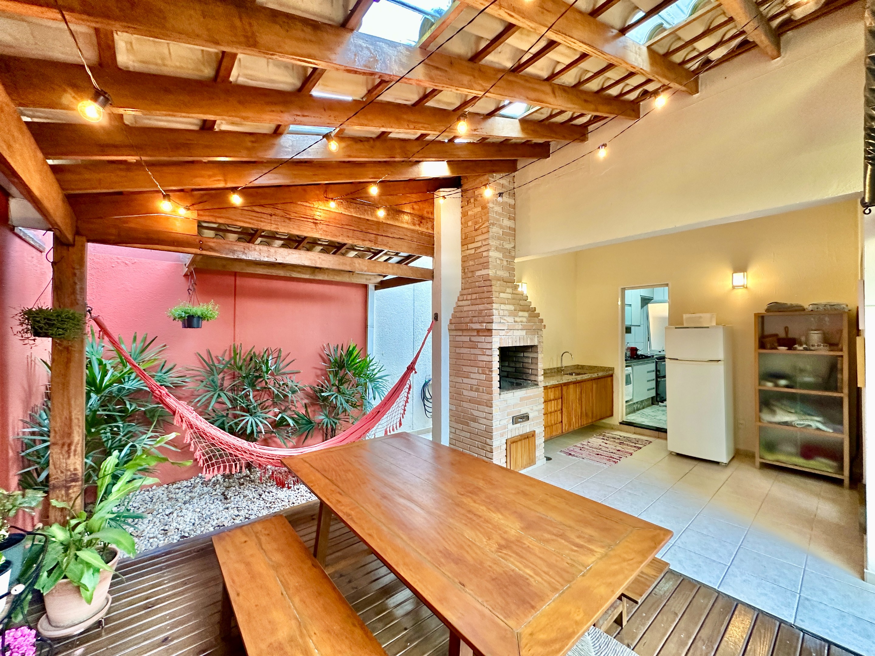 Casa Impecável na Granja Viana com 4 dormitórios / sendo 2 suítes, foto 36 de 51