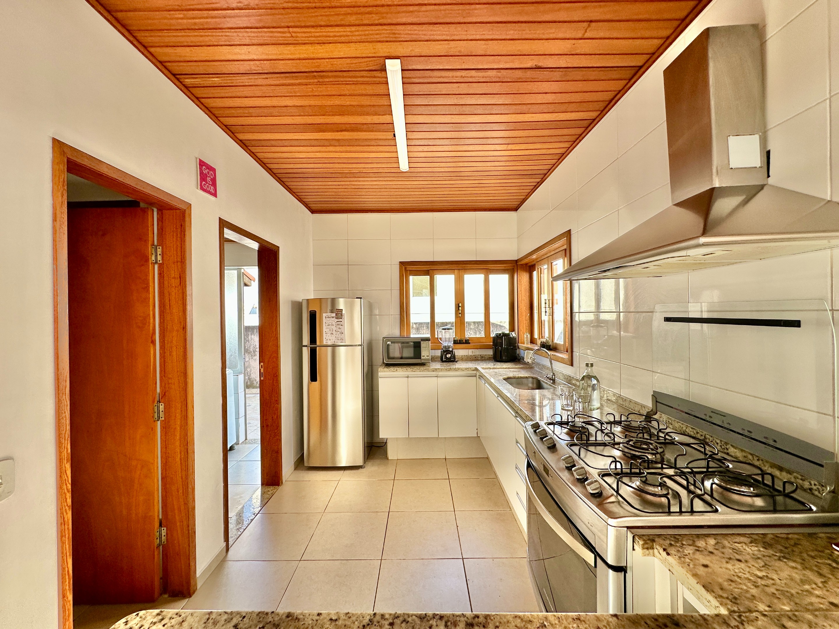 Casa Térrea Impecável com 3 dormitórios / 1 suíte, foto 25 de 47