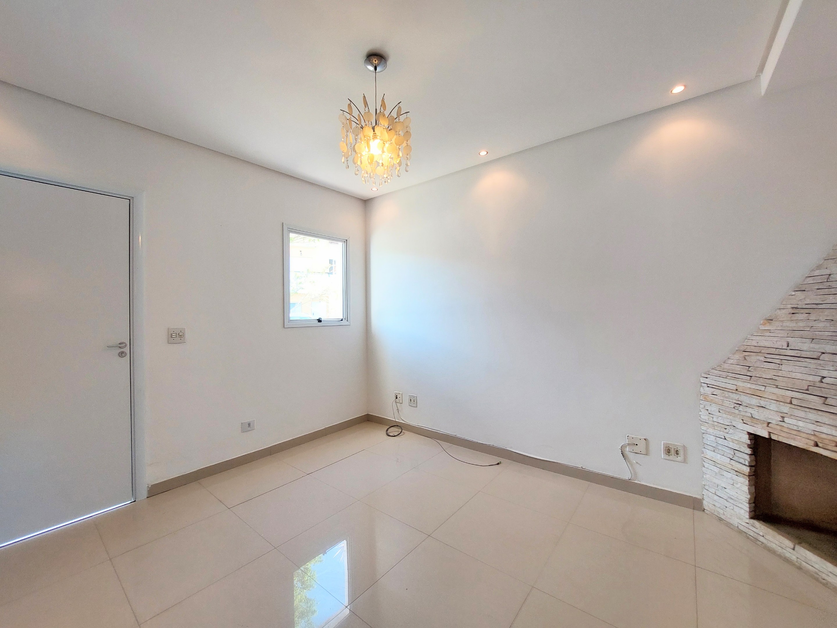 Linda Casa com 3 dormitórios /1 suíte na Granja Viana, foto 7 de 48