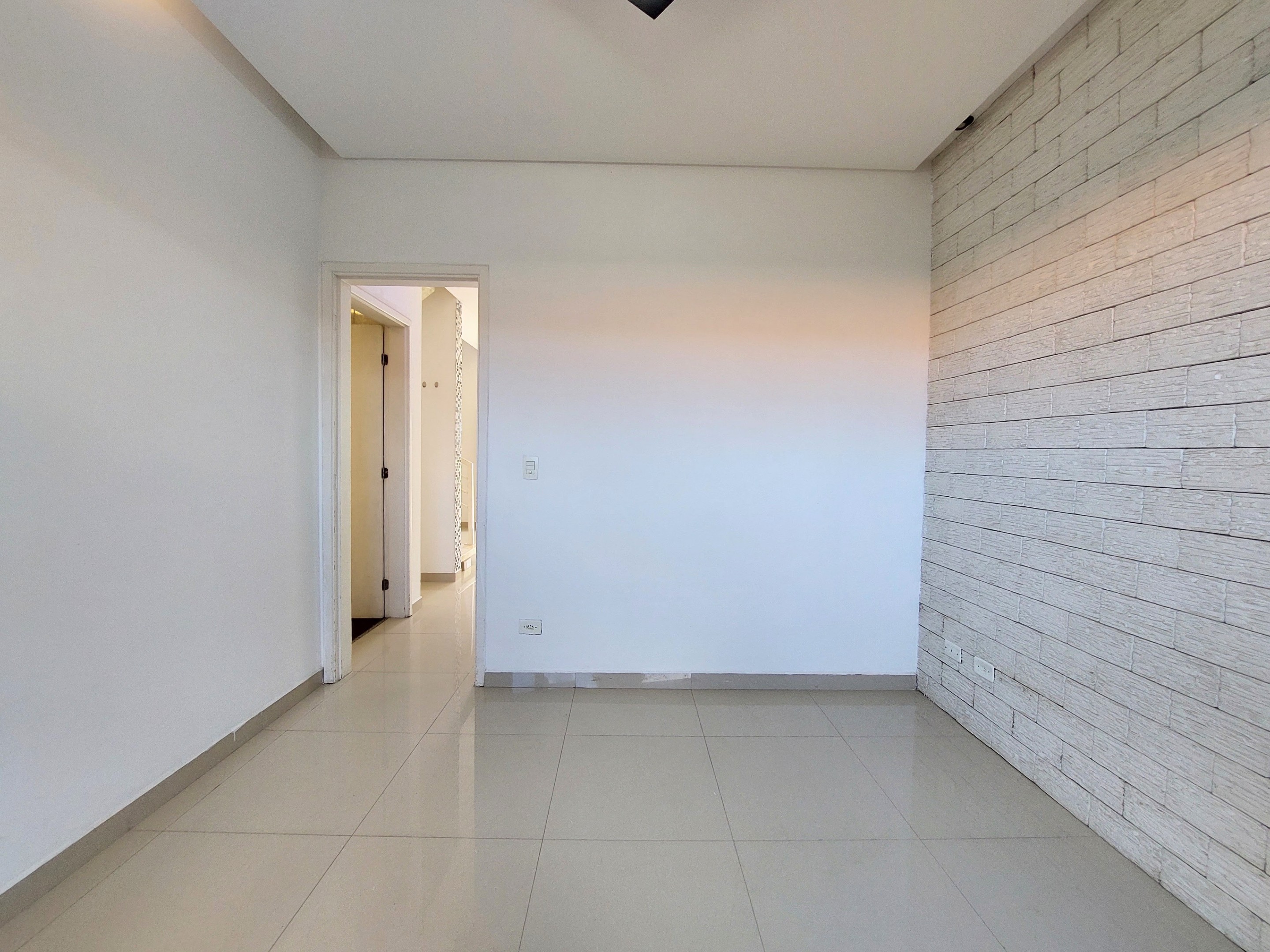 Linda Casa com 3 dormitórios /1 suíte na Granja Viana, foto 14 de 48