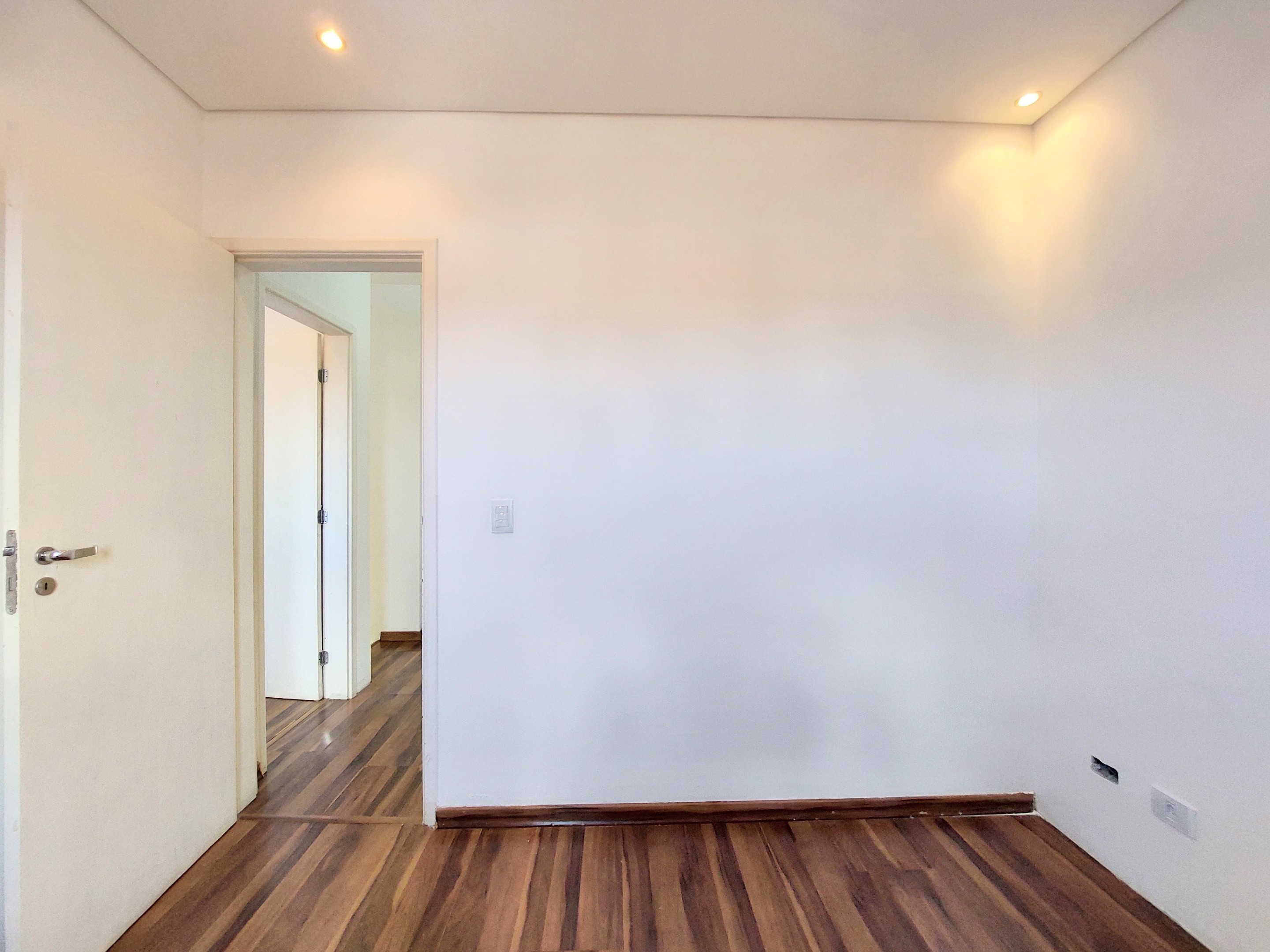 Linda Casa com 3 dormitórios /1 suíte na Granja Viana, foto 26 de 48