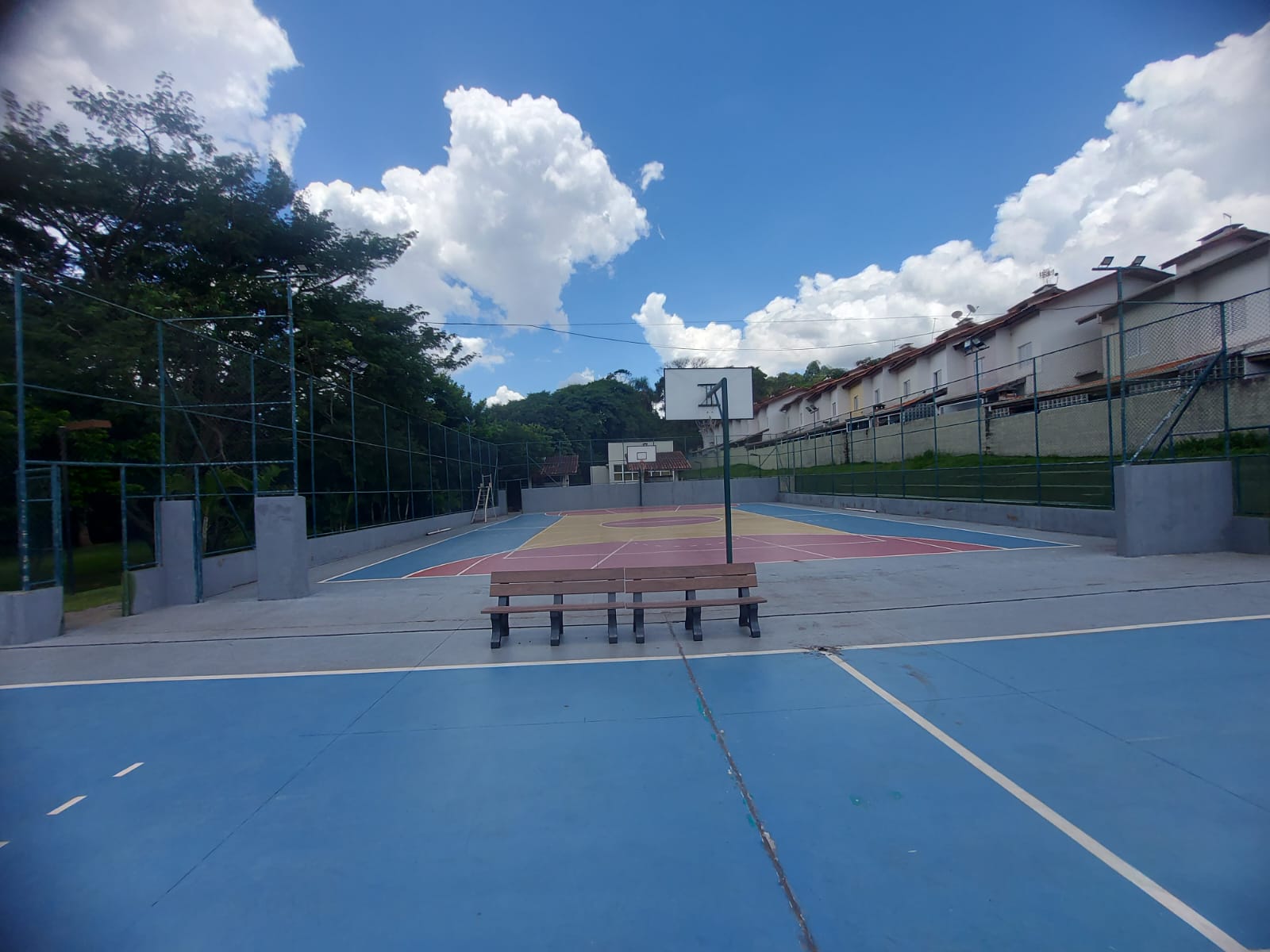 Linda Casa com 3 dormitórios /1 suíte na Granja Viana, foto 41 de 48