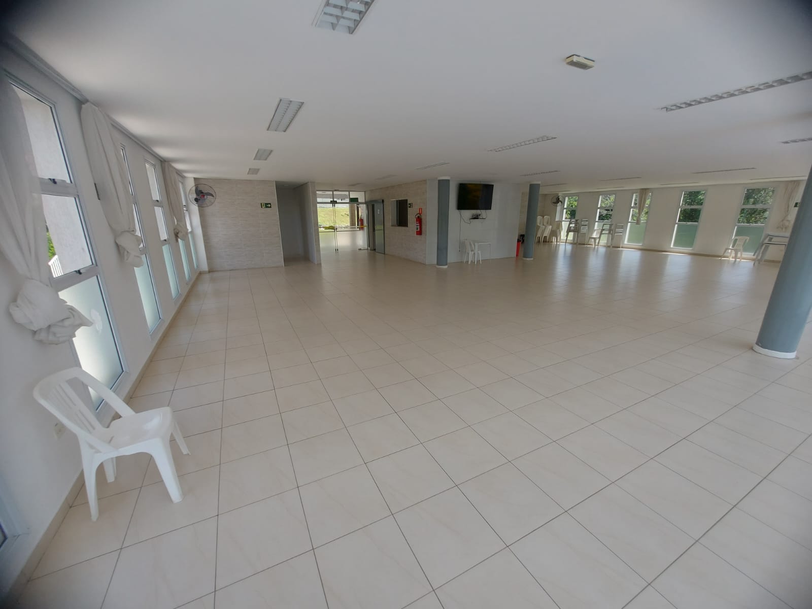 Linda Casa com 3 dormitórios /1 suíte na Granja Viana, foto 42 de 48