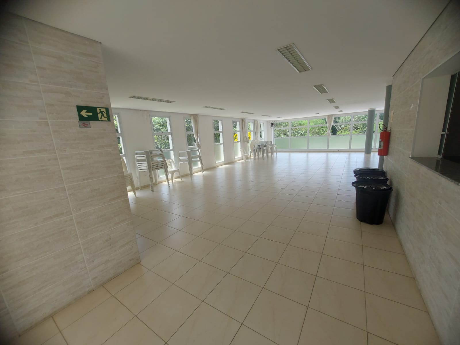 Linda Casa com 3 dormitórios /1 suíte na Granja Viana, foto 44 de 48