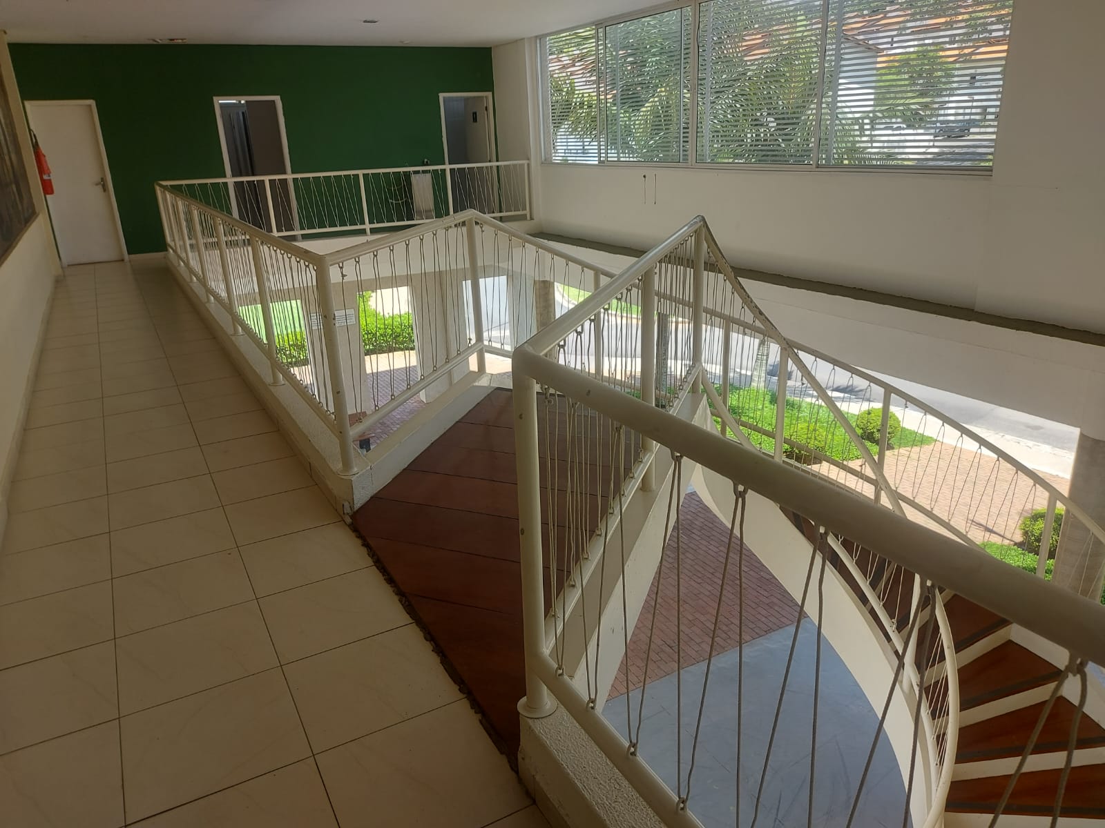 Linda Casa com 3 dormitórios /1 suíte na Granja Viana, foto 46 de 48