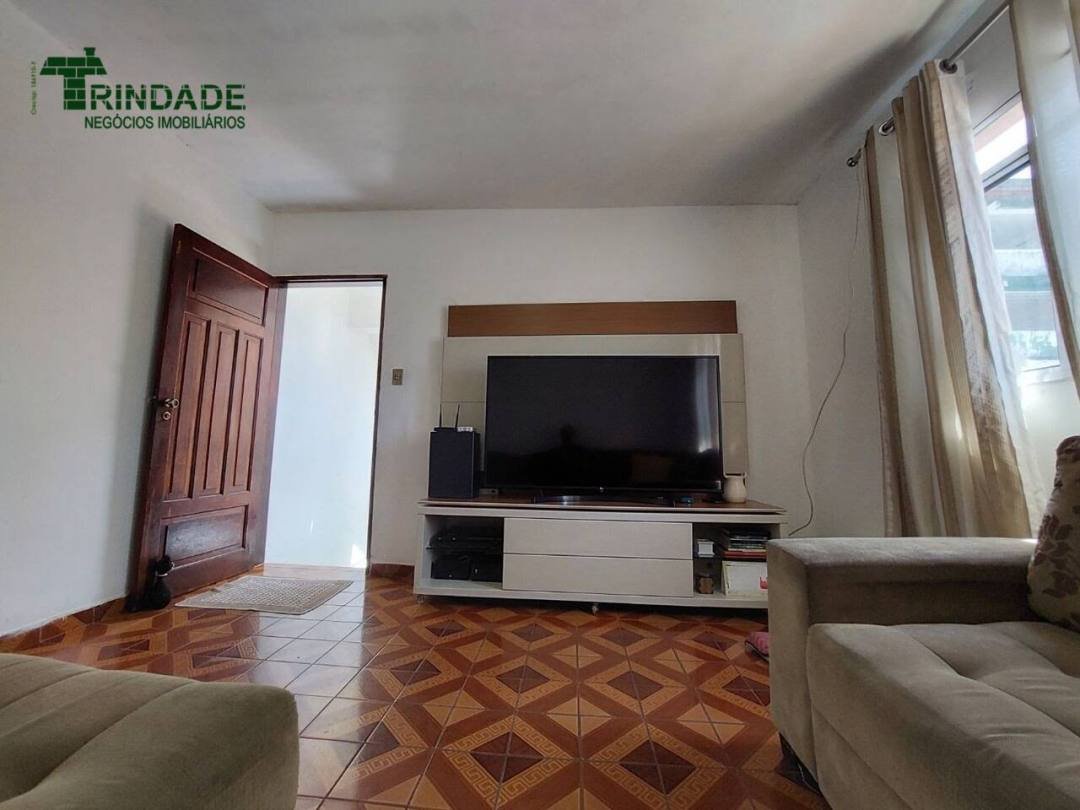 Casa com 7 dormitórios à venda, 268 m² por R$ 700.000,00 - Jardim Leonor - Cotia/SP — foto 10 de 44