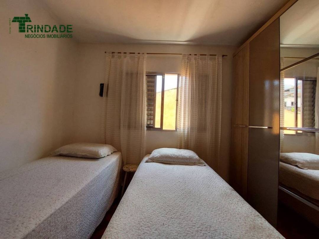 Casa com 7 dormitórios à venda, 268 m² por R$ 700.000,00 - Jardim Leonor - Cotia/SP — foto 20 de 44