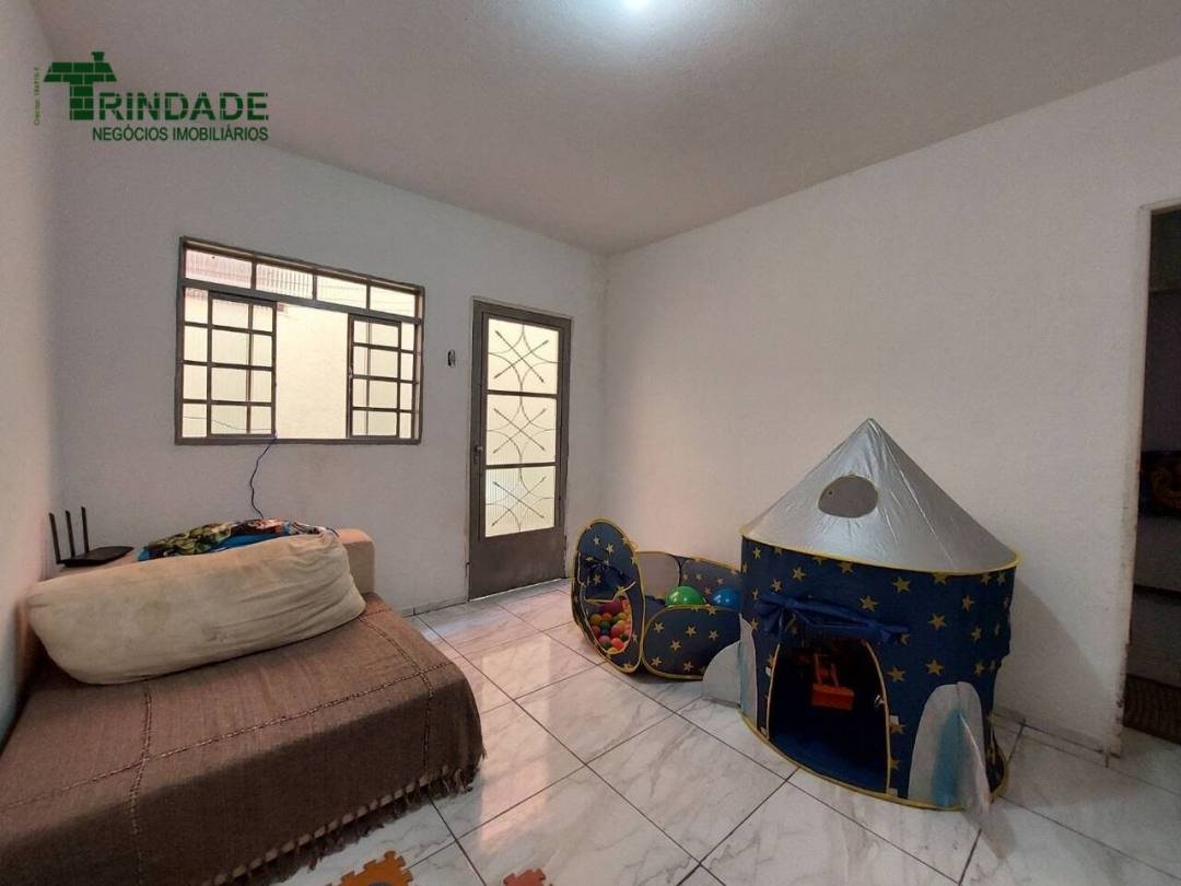 Casa com 7 dormitórios à venda, 268 m² por R$ 700.000,00 - Jardim Leonor - Cotia/SP — foto 27 de 44