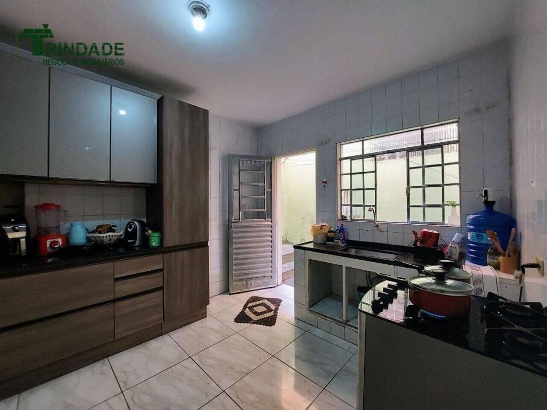 Casa com 7 dormitórios à venda, 268 m² por R$ 700.000,00 - Jardim Leonor - Cotia/SP — foto 39 de 44