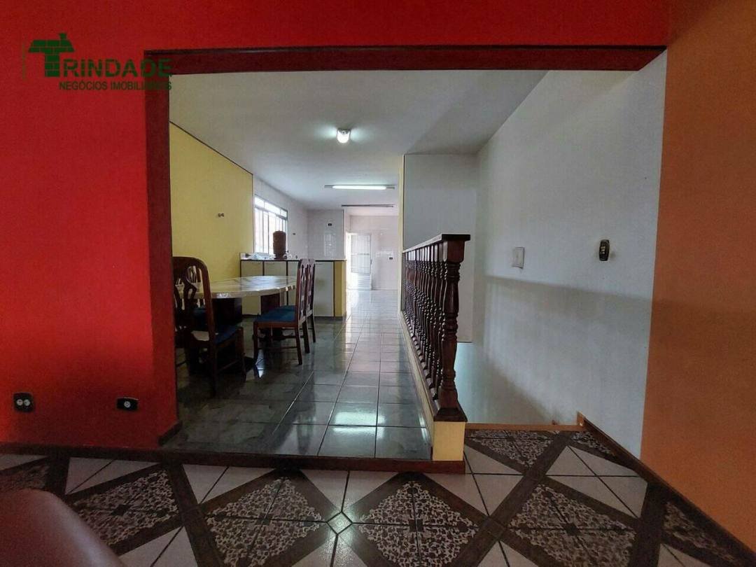 Casa com 3 dormitórios à venda, 211 m² por R$ 590.000,00 - Centro (Cotia) - Cotia/SP — foto 10 de 38