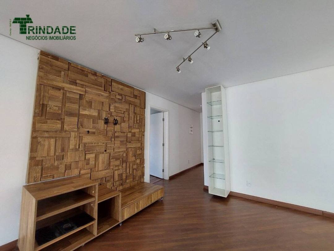 Casa com 3 dormitórios à venda, 235 m² por R$ 1.550.000,00 - Granja Viana - Cotia/SP — foto 19 de 47