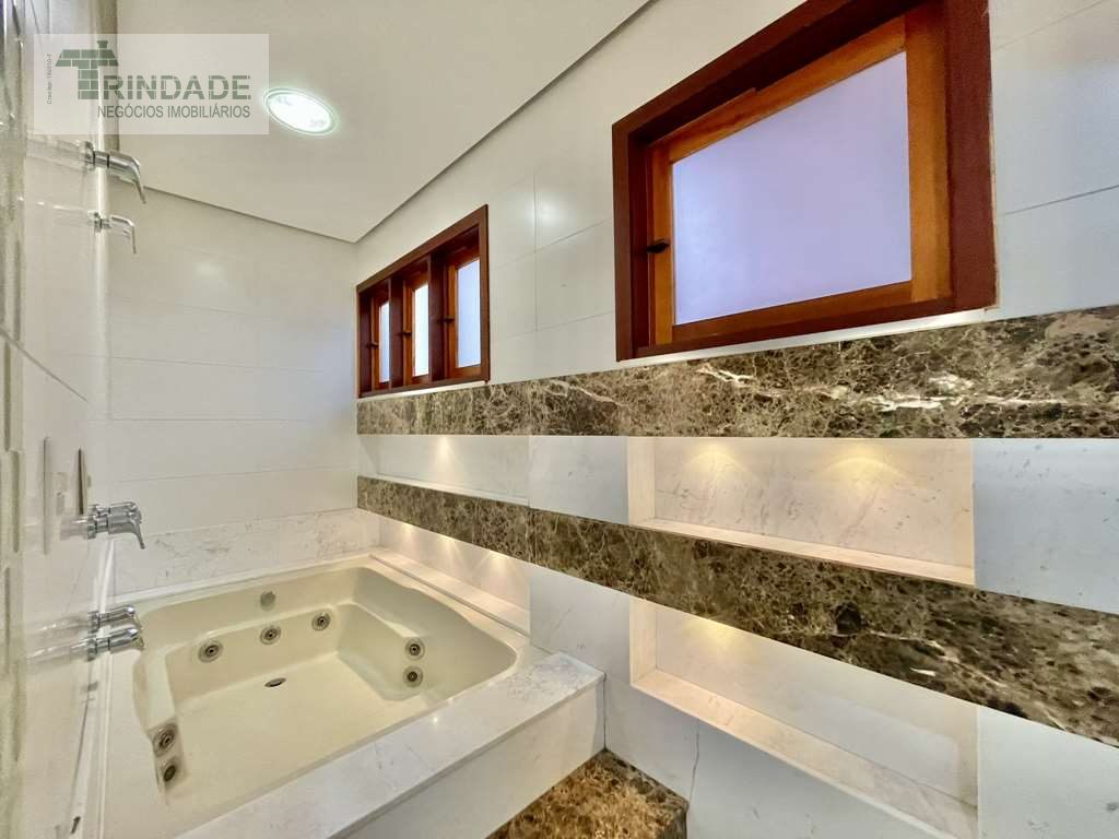 Casa impecável com 5 dormitórios / 3 suítes na Granja Viana, foto 48 de 53