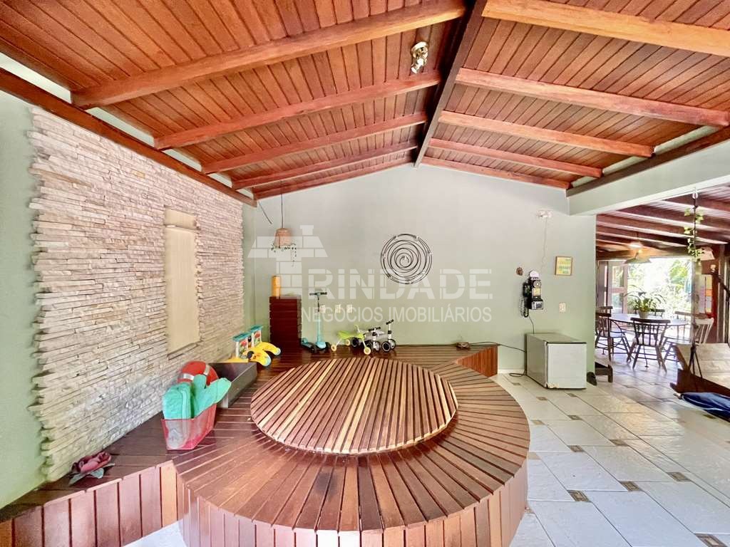 Casa impecável 90% térrea com 6 suítes na Granja Viana, foto 16 de 48