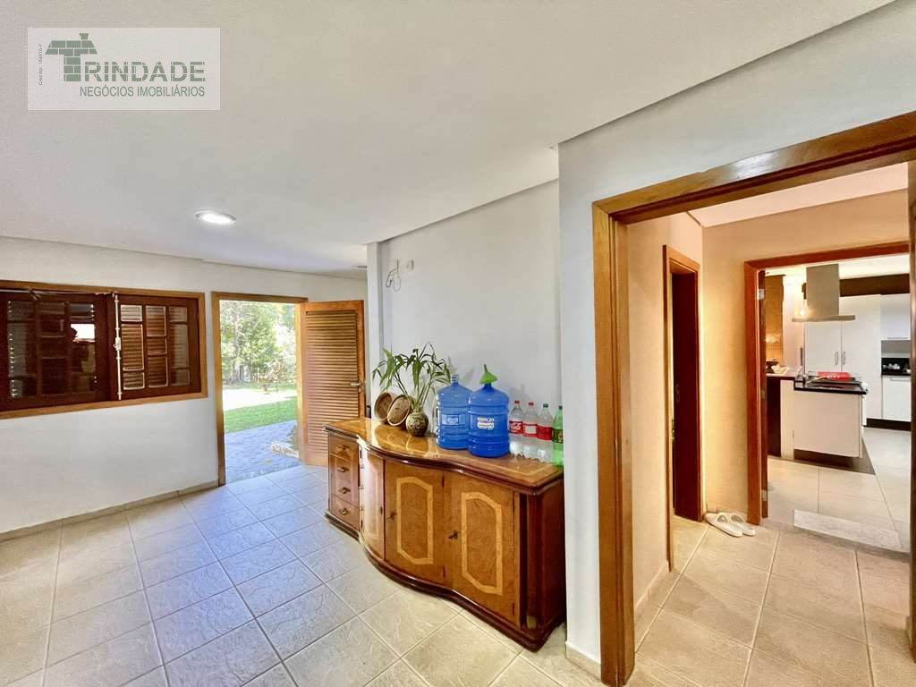 Casa impecável com 5 dormitórios / 3 suítes na Granja Viana, foto 25 de 53