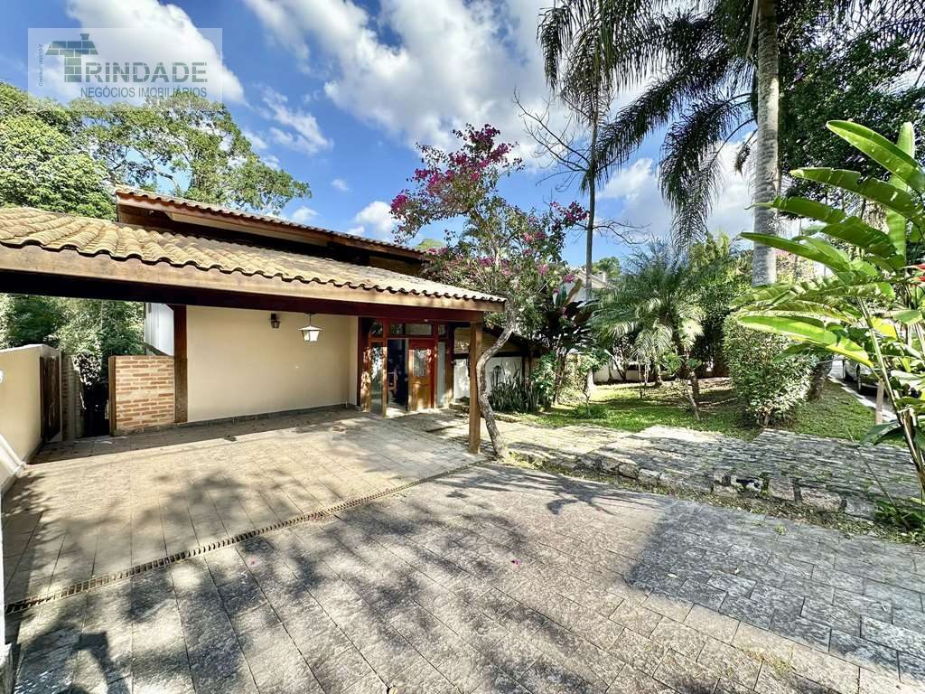 Casa com 5 dormitórios / 3 suítes na Granja Viana, foto 3 de 53