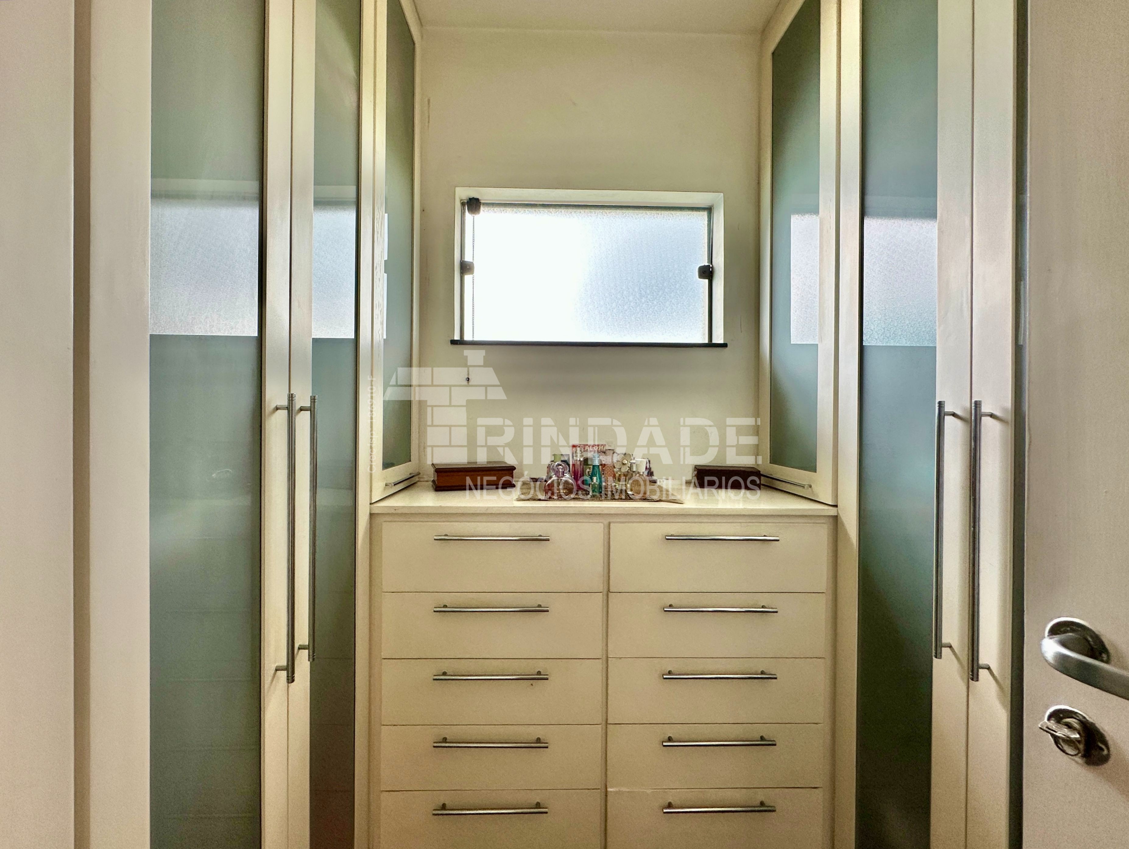 Casa impecável com 5 suítes na Granja Viana, foto 6 de 54