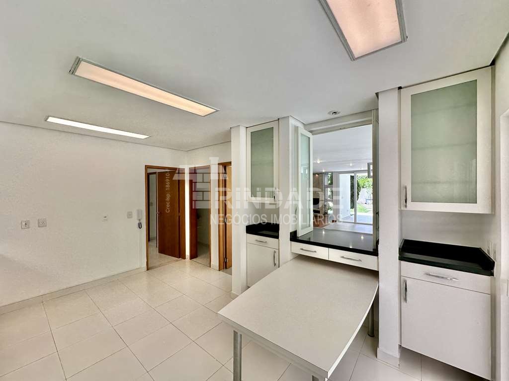 Casa moderna com 4 suítes na Granja Viana, foto 15 de 55