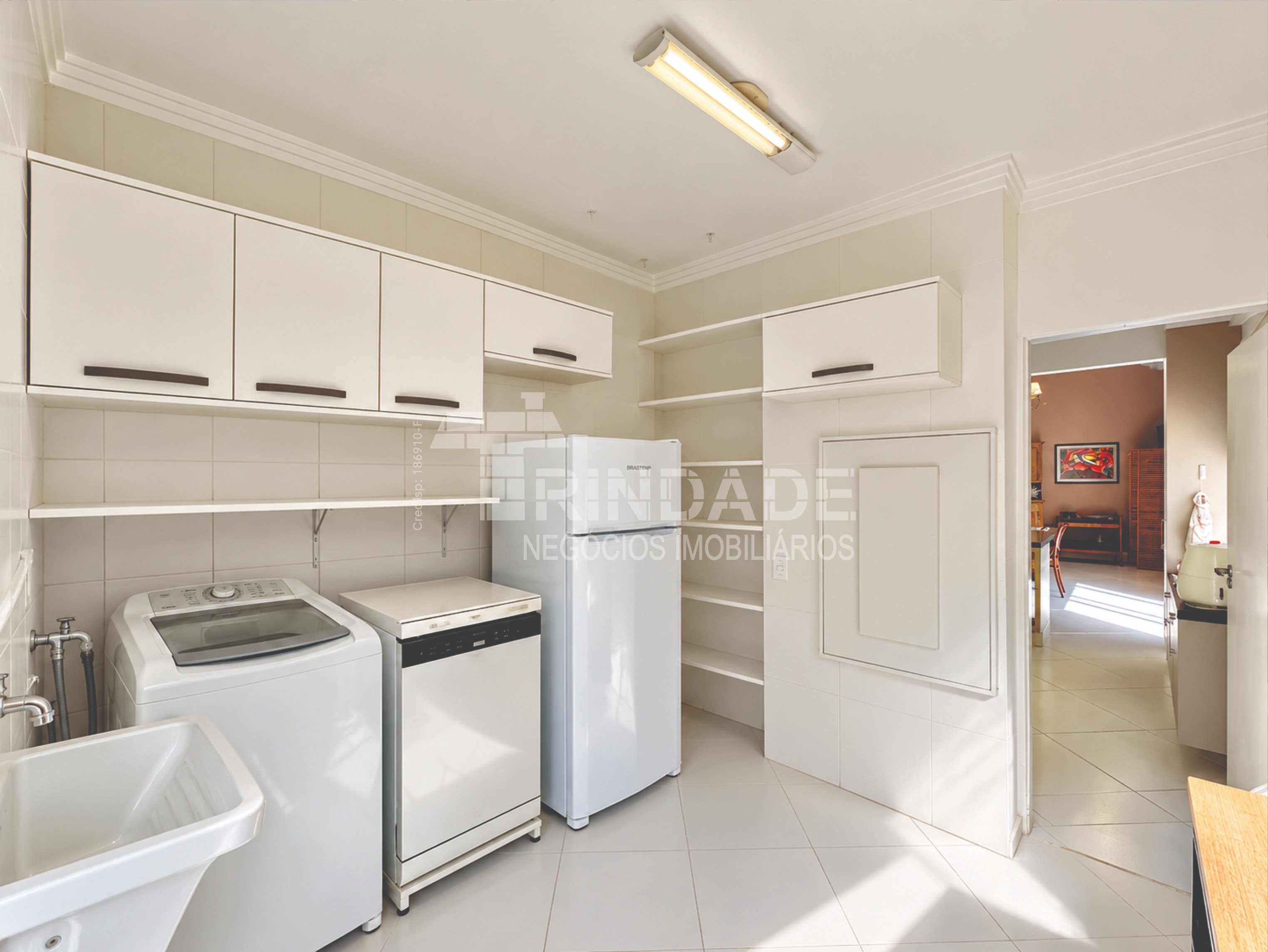 Casa térrea com 3 suítes na Granja Viana, foto 10 de 42