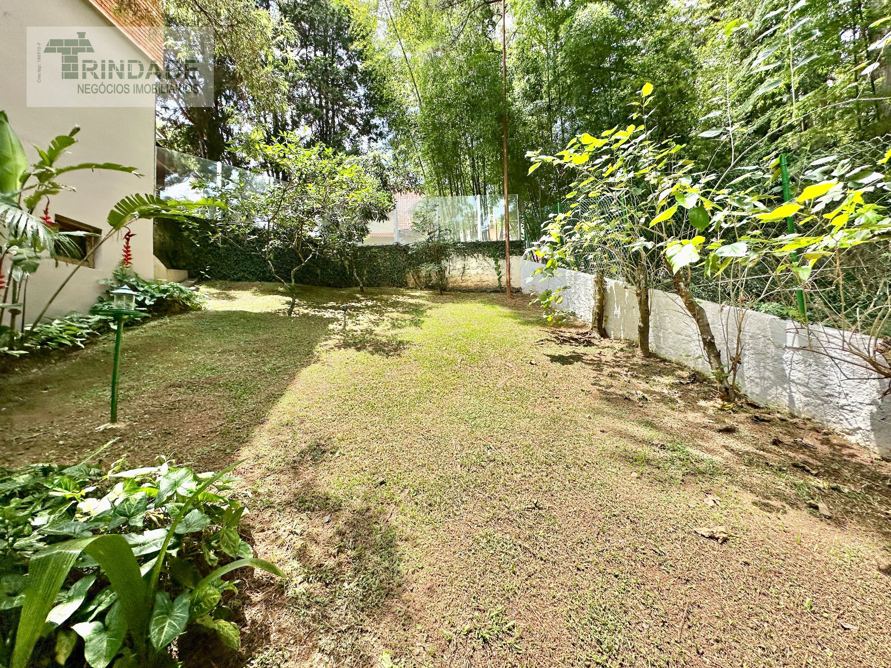 Casa com 4 dormitórios / 1 suíte na Granja Viana, foto 54 de 54